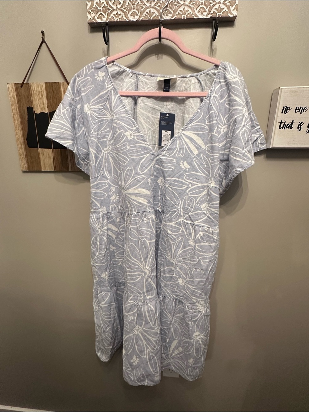 Universal Thread Light Blue & White Floral Tiered Dress